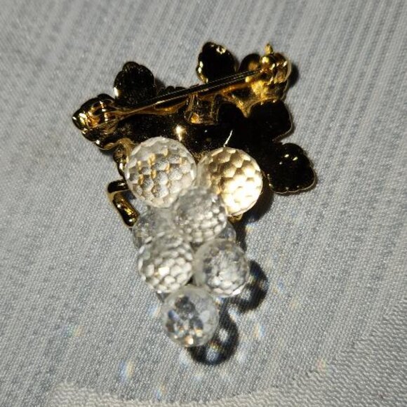 Swarovski crystal grape cluster brooch vintage - Picture 4 of 5